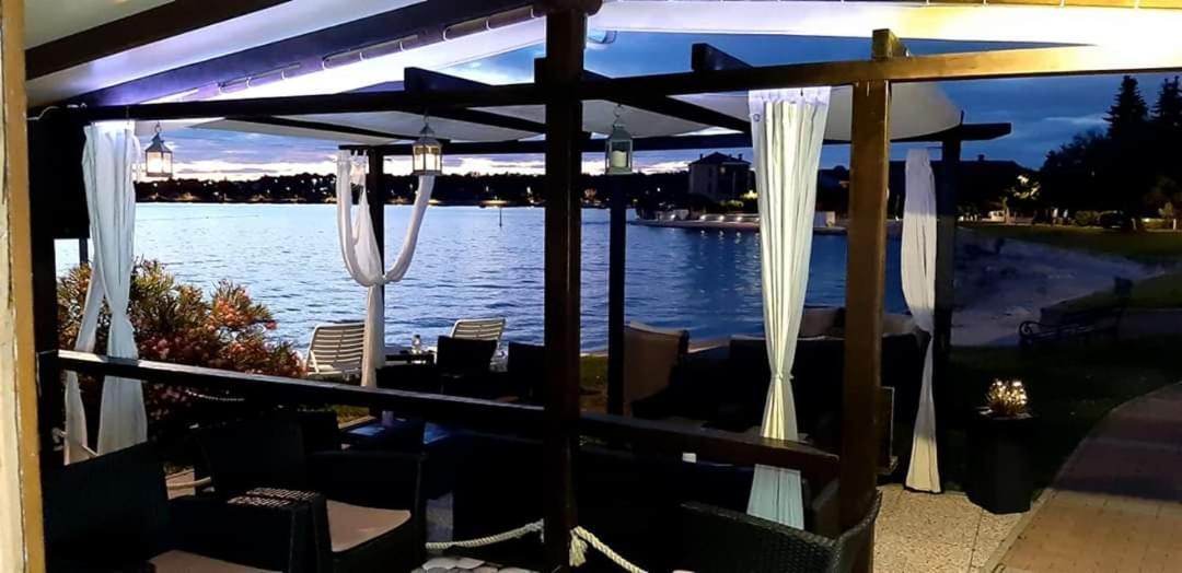 App Palcic K Apartment Novigrad  Luaran gambar