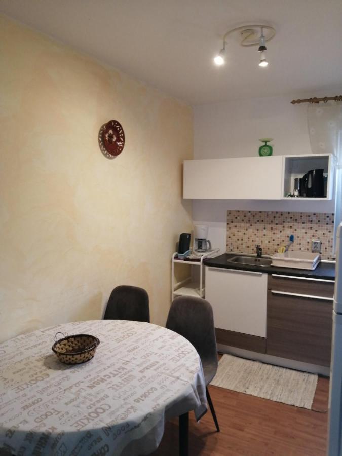 App Palcic K Apartment Novigrad  Luaran gambar