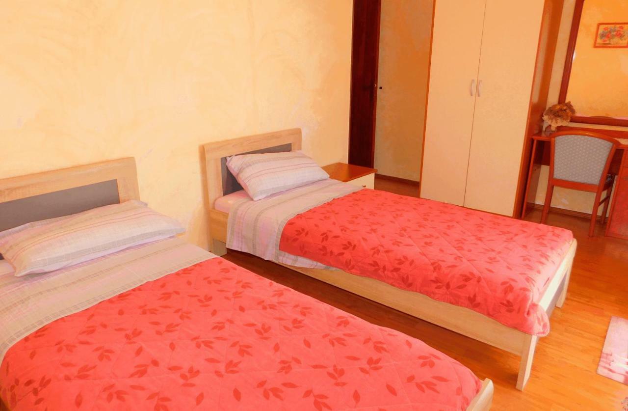 App Palcic K Apartment Novigrad  Luaran gambar